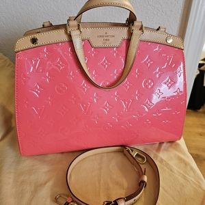 SOLD!!!! DO NOT BUY.    Louis Vuitton in Excellent condition